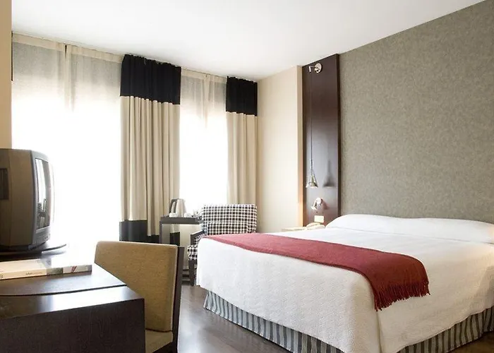 Nh Eixample Hotel