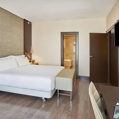 Nh Eixample Szálloda 3*