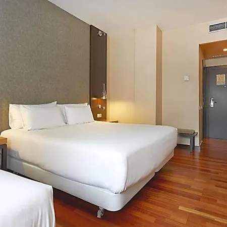 Hotel Nh Eixample Barcelona