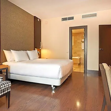 Hotel Nh Eixample 3*