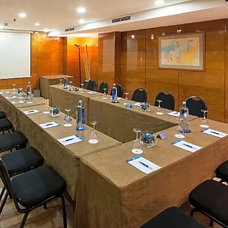 Nh Eixample Hotel