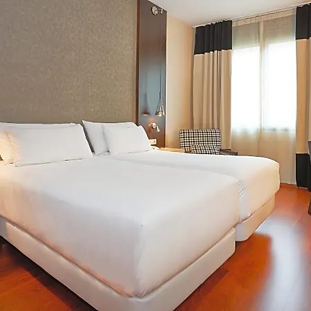 Nh Eixample Hotel