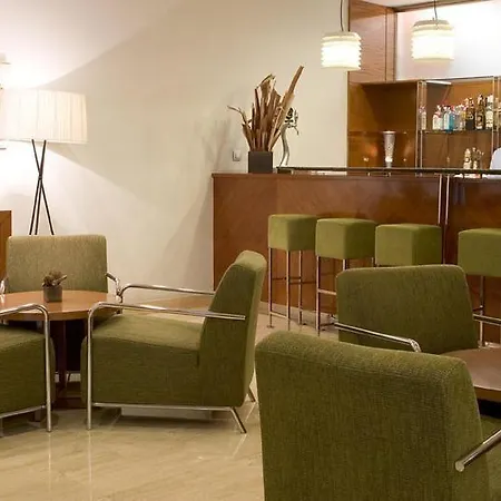 Nh Eixample מלון ברצלונה