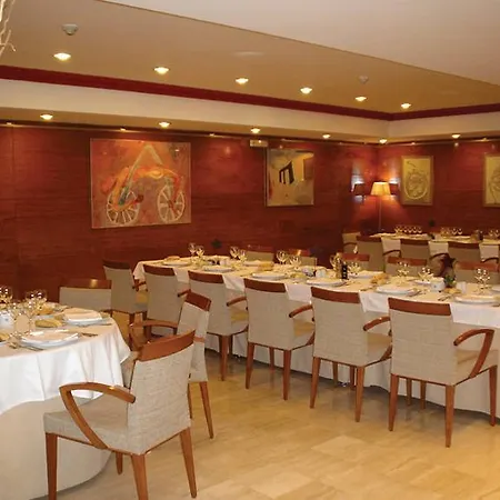 Nh Eixample Otel 3*