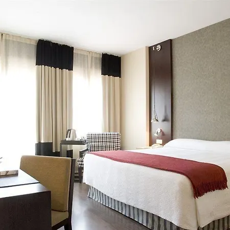 Nh Eixample Otel