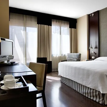 Nh Eixample 3*