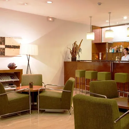 Nh Eixample מלון ברצלונה