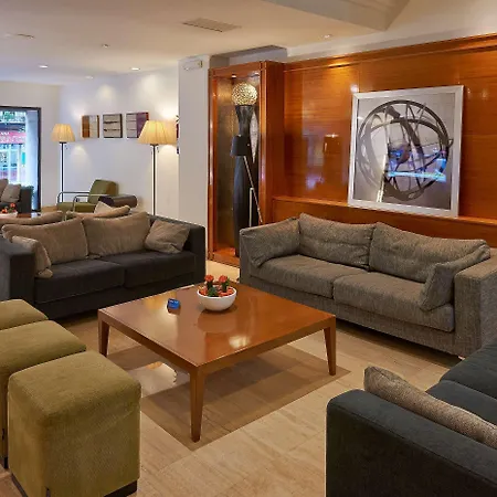 Nh 에이샴플라 3* 바르셀로나