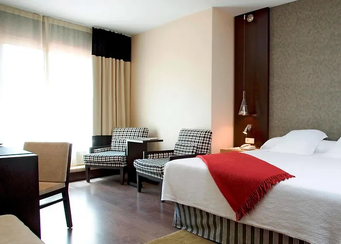 Nh Eixample Szálloda 3*